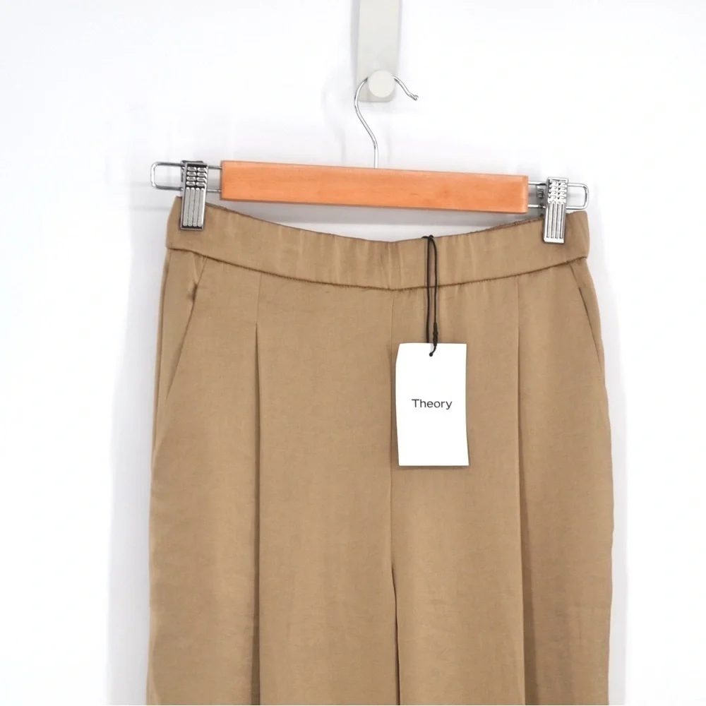 NEW Theory Pleated Carrot Trouser Pant Pull On Crushed Satin in Beige Women's 00 - Picture 3 of 9